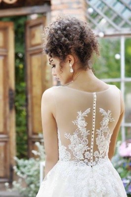 Romantické květinové tylové svatební šaty nadýchané, bílé krajka...